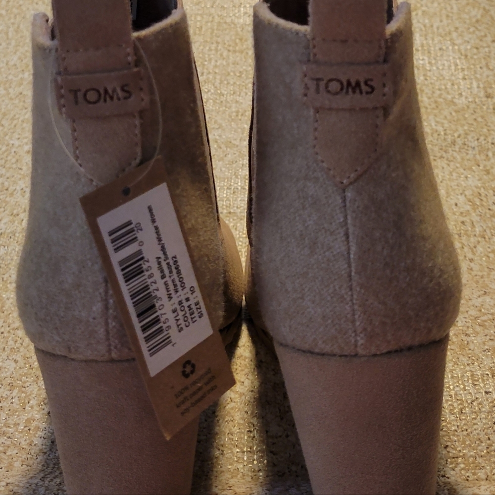 Ladies boots - Picture 2 of 3